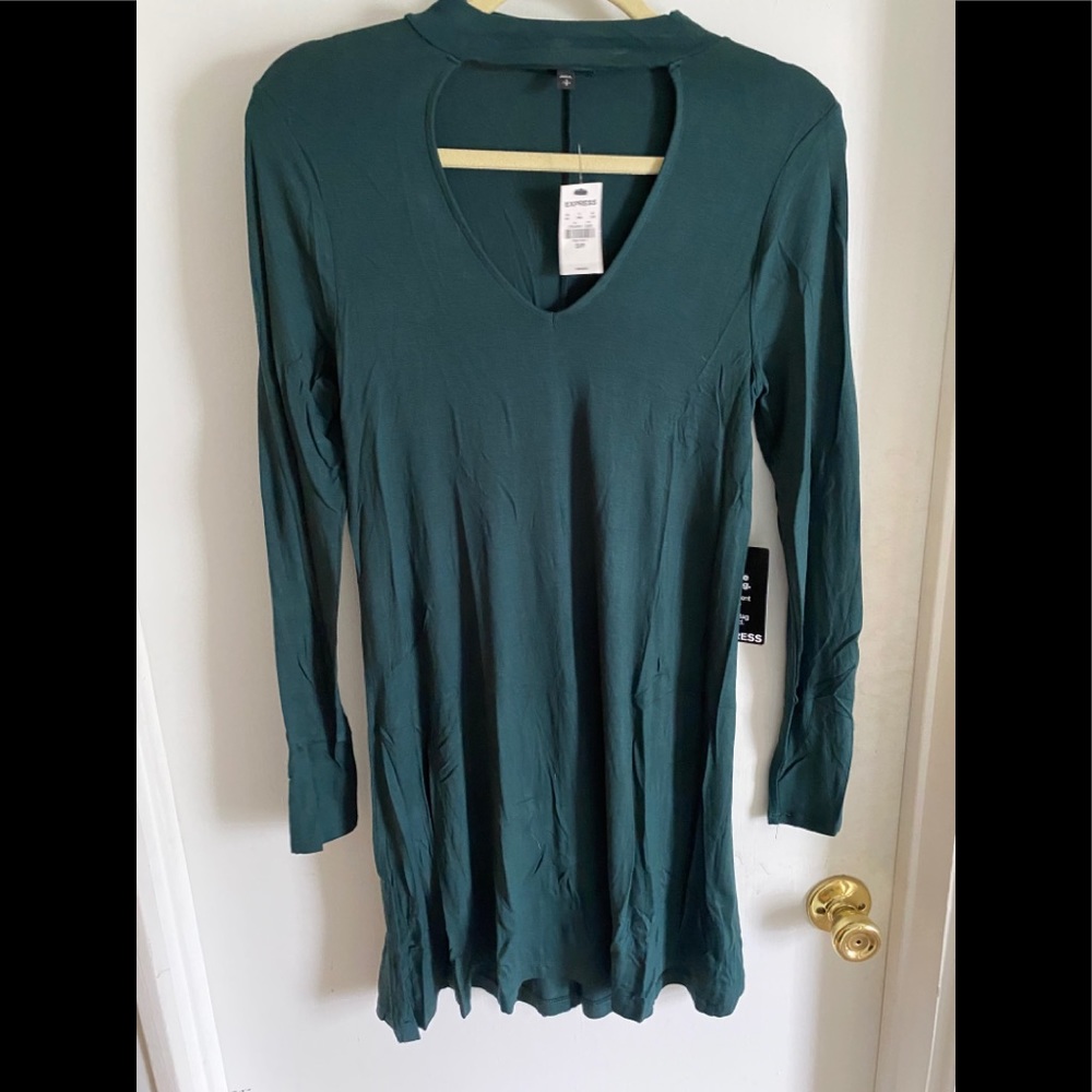 Cut out long sleeve dress